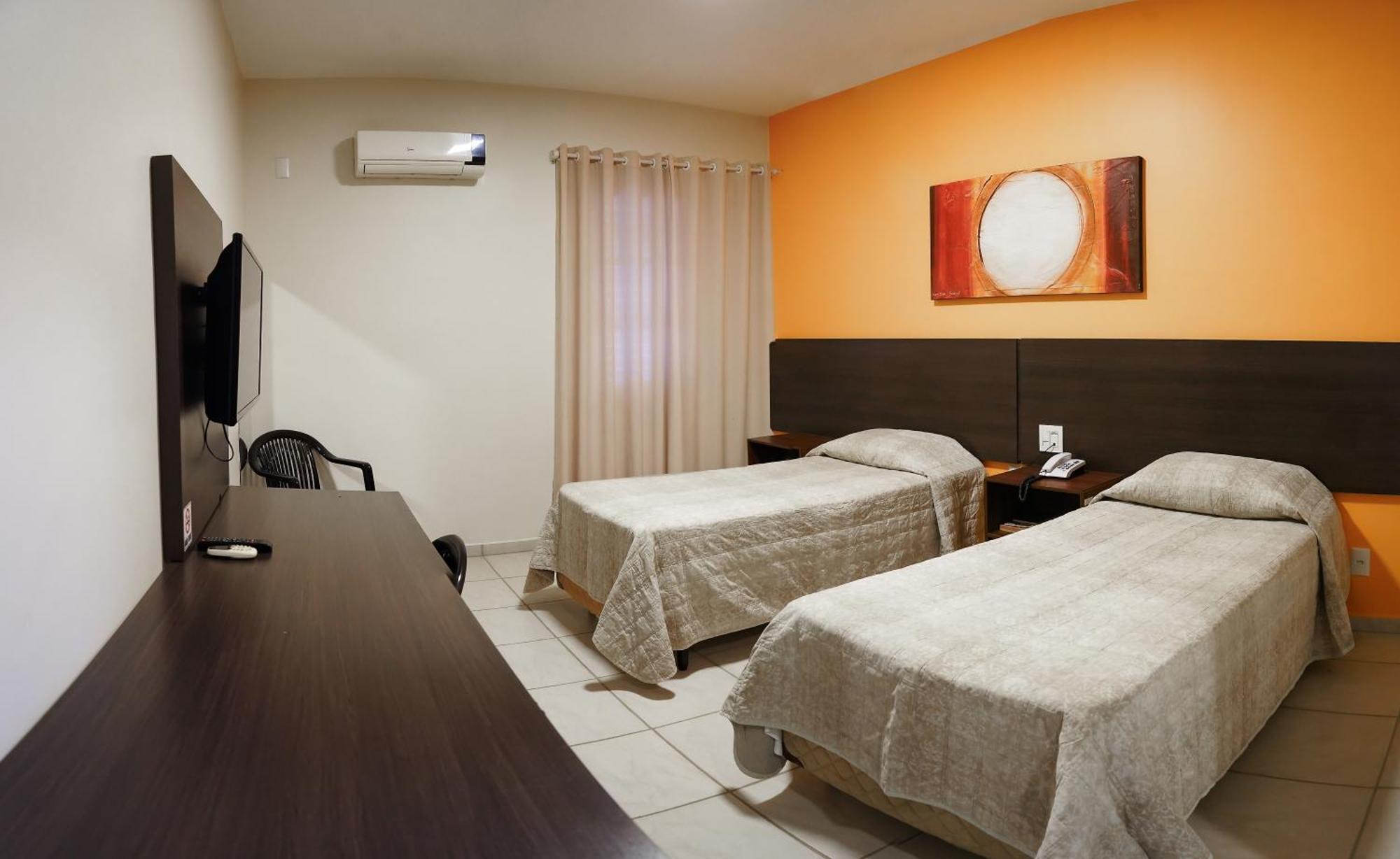 Attie Park Hotel Uberlândia Dış mekan fotoğraf